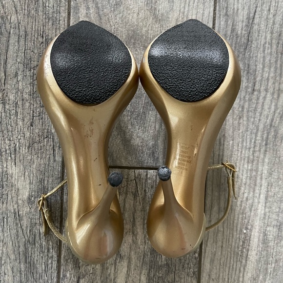 Gold Pointed Toe Ankle Strap Sandals - Picture 4 of 4